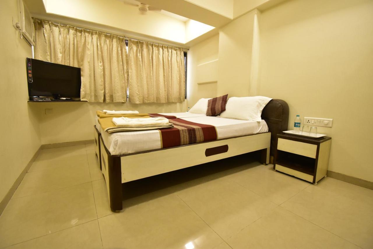 Hotel Kalpana Palace, Mumbai Kültér fotó