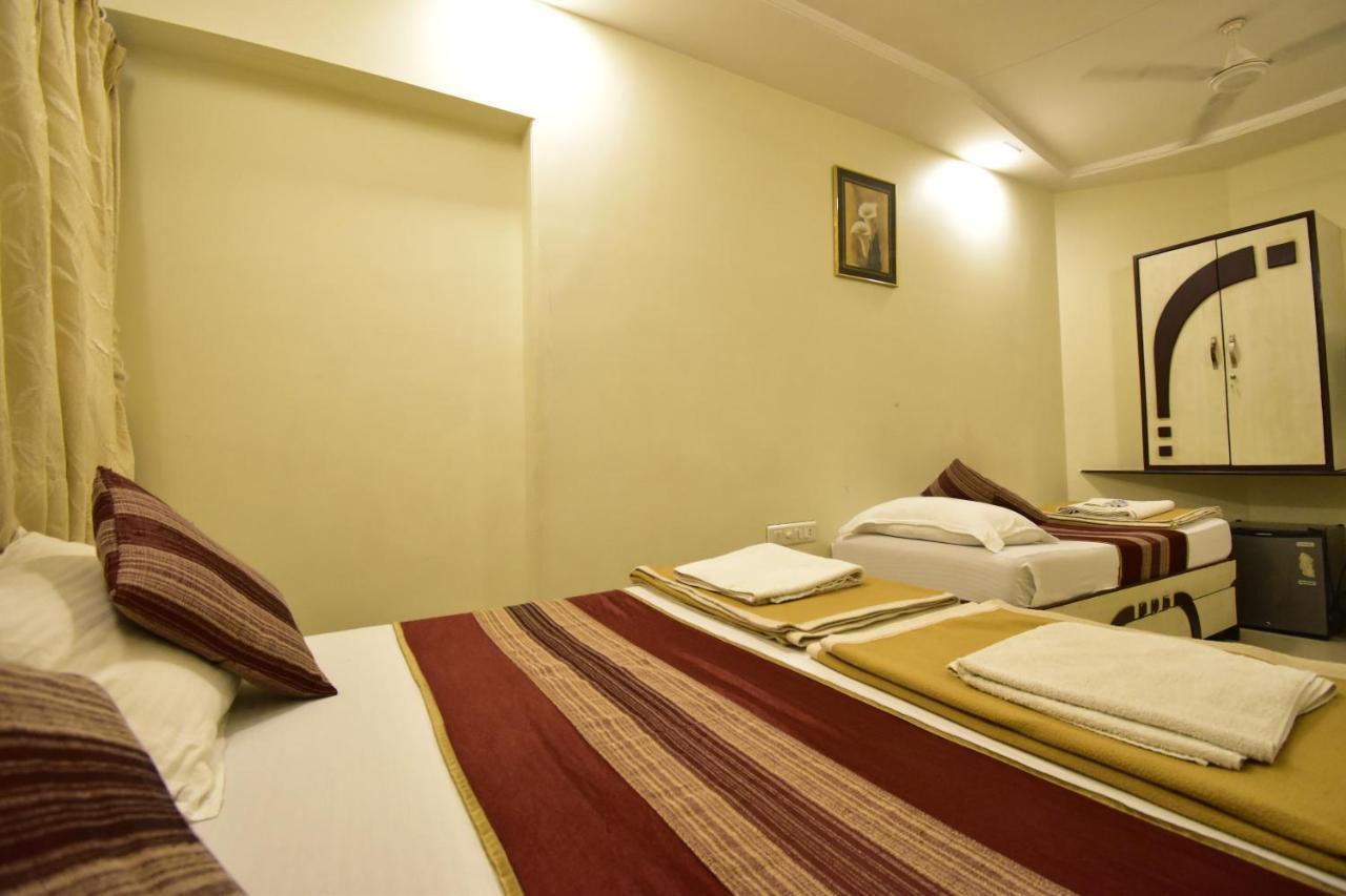 Hotel Kalpana Palace, Mumbai Kültér fotó