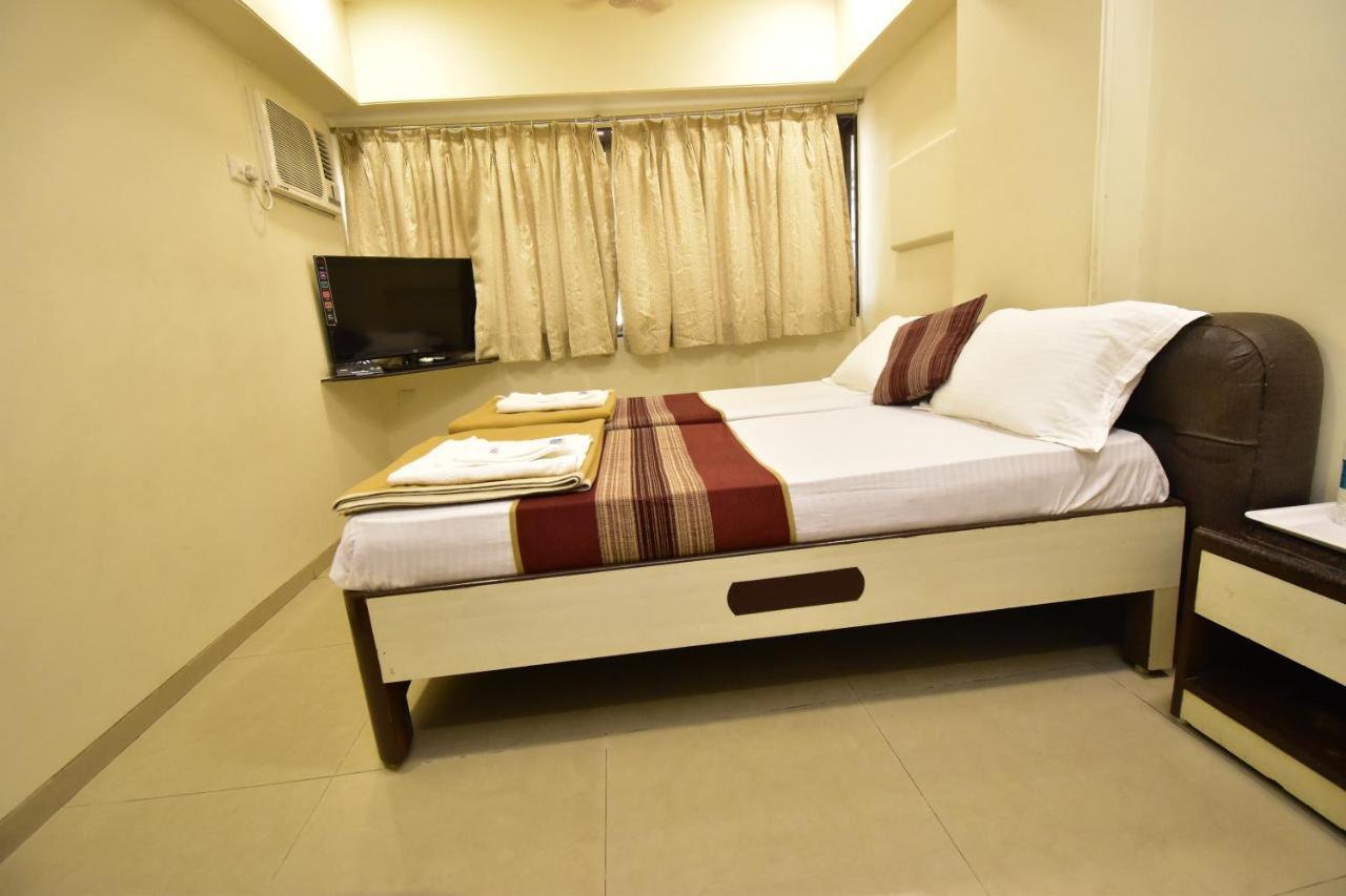 Hotel Kalpana Palace, Mumbai Kültér fotó
