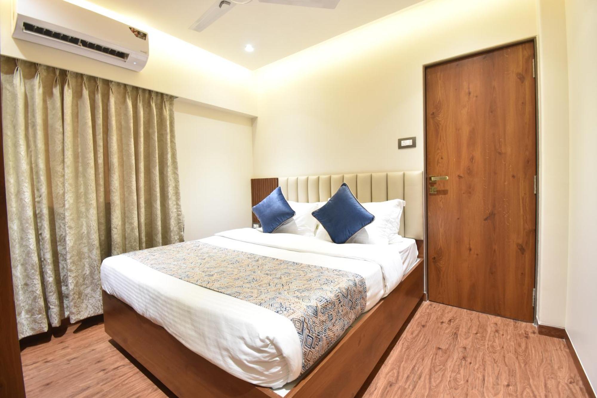 Hotel Kalpana Palace, Mumbai Kültér fotó