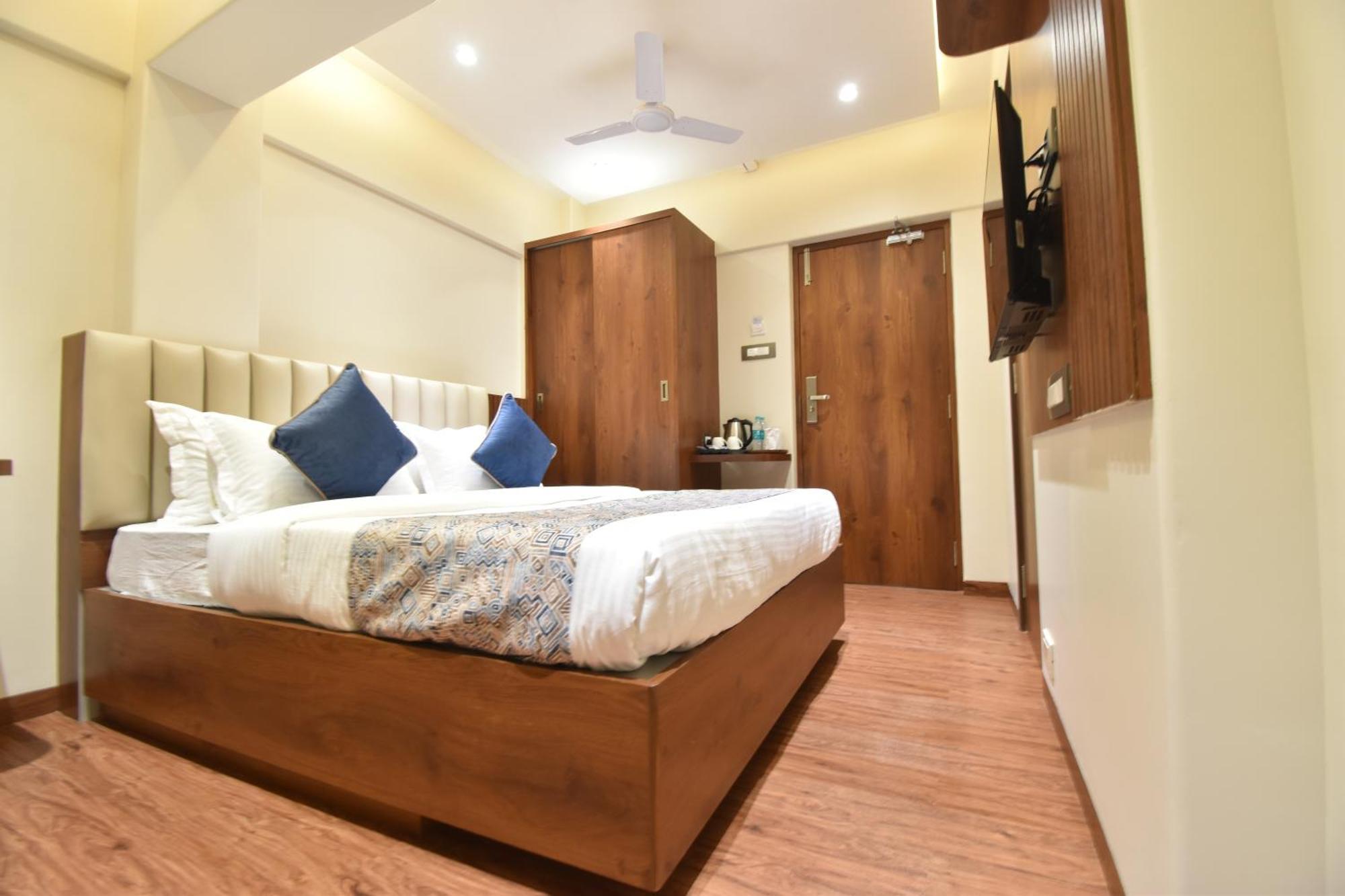Hotel Kalpana Palace, Mumbai Kültér fotó